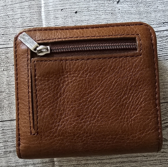 Fossil Wallet - Picture 2 of 4